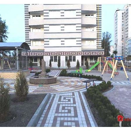 Green Stone Kyiv Exterior photo